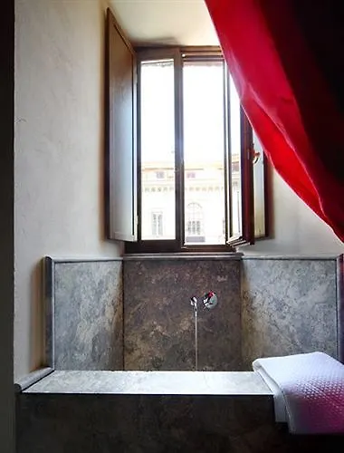 Oda ve Kahvaltı Residenza Torre Colonna Roma