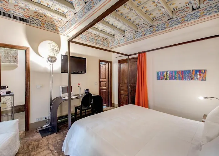 Oda ve Kahvaltı Residenza Torre Colonna