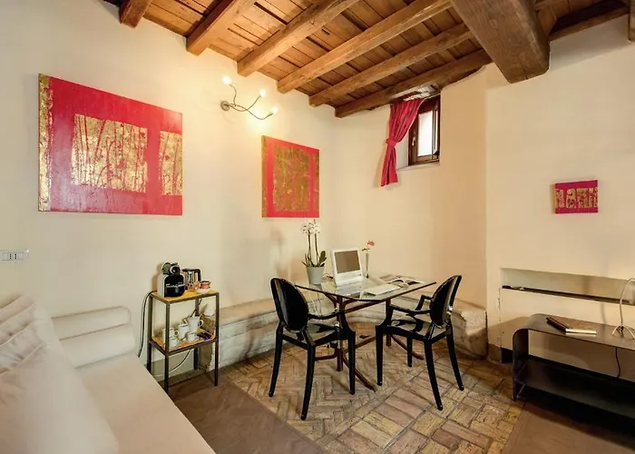 Residenza Torre Colonna Roma